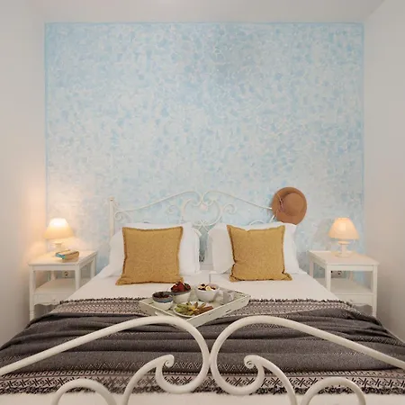 9 Muses Naxos * Kastrákion