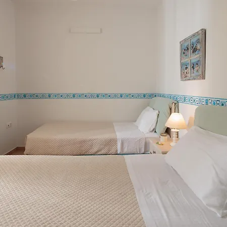 아파트 9 Muses Naxos *