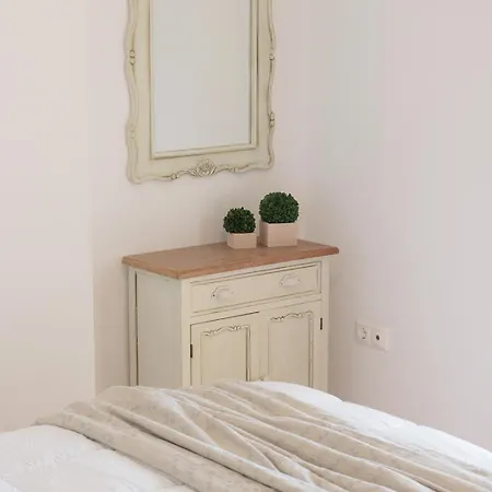 아파트 9 Muses Naxos *