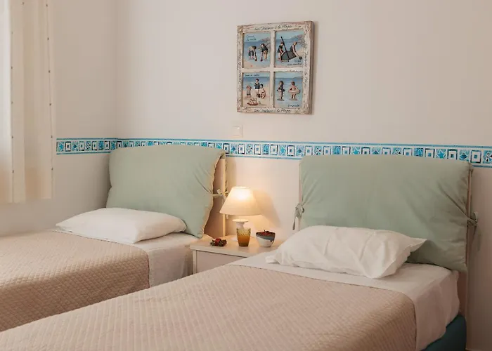 9 Muses Naxos Kastrákion